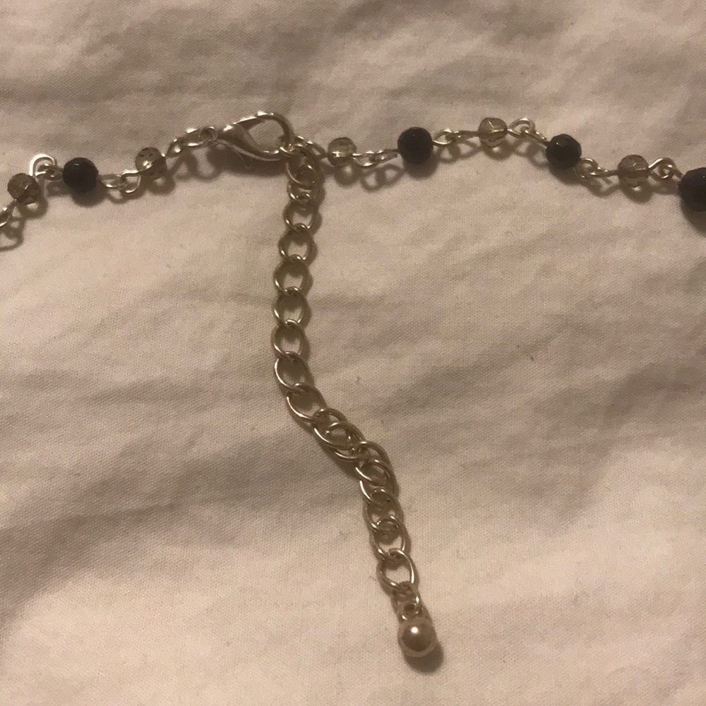 Black/smoky grey beaded necklace. - Picture 4 of 5
